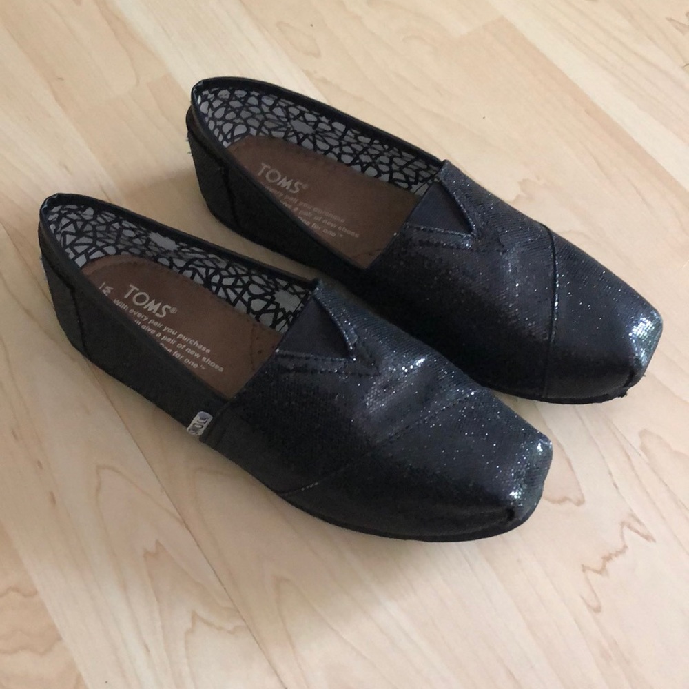 TOMS Black Glitters LIKE NEW